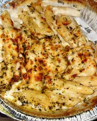 Oven-backed cheesy alfredo pasta