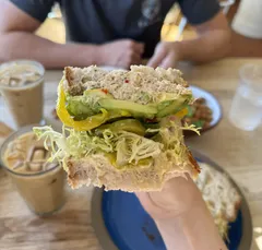 Tuna sandwich