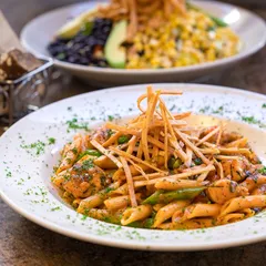 Spicy chicken chipotle pasta