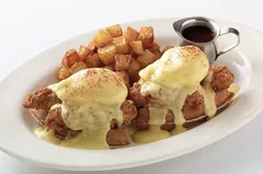 Fried chicken & waffles benedict