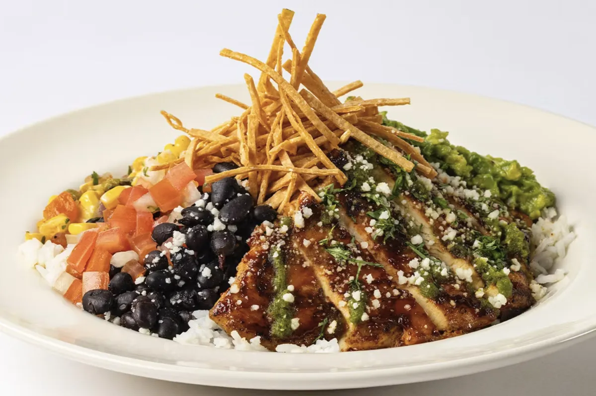 Baja bowl with grilled chicken