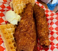 Roscoe’s original chicken tenders