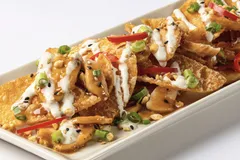 Asian chicken nachos