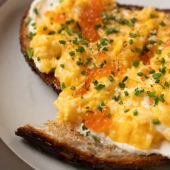 Soft scramble tartine