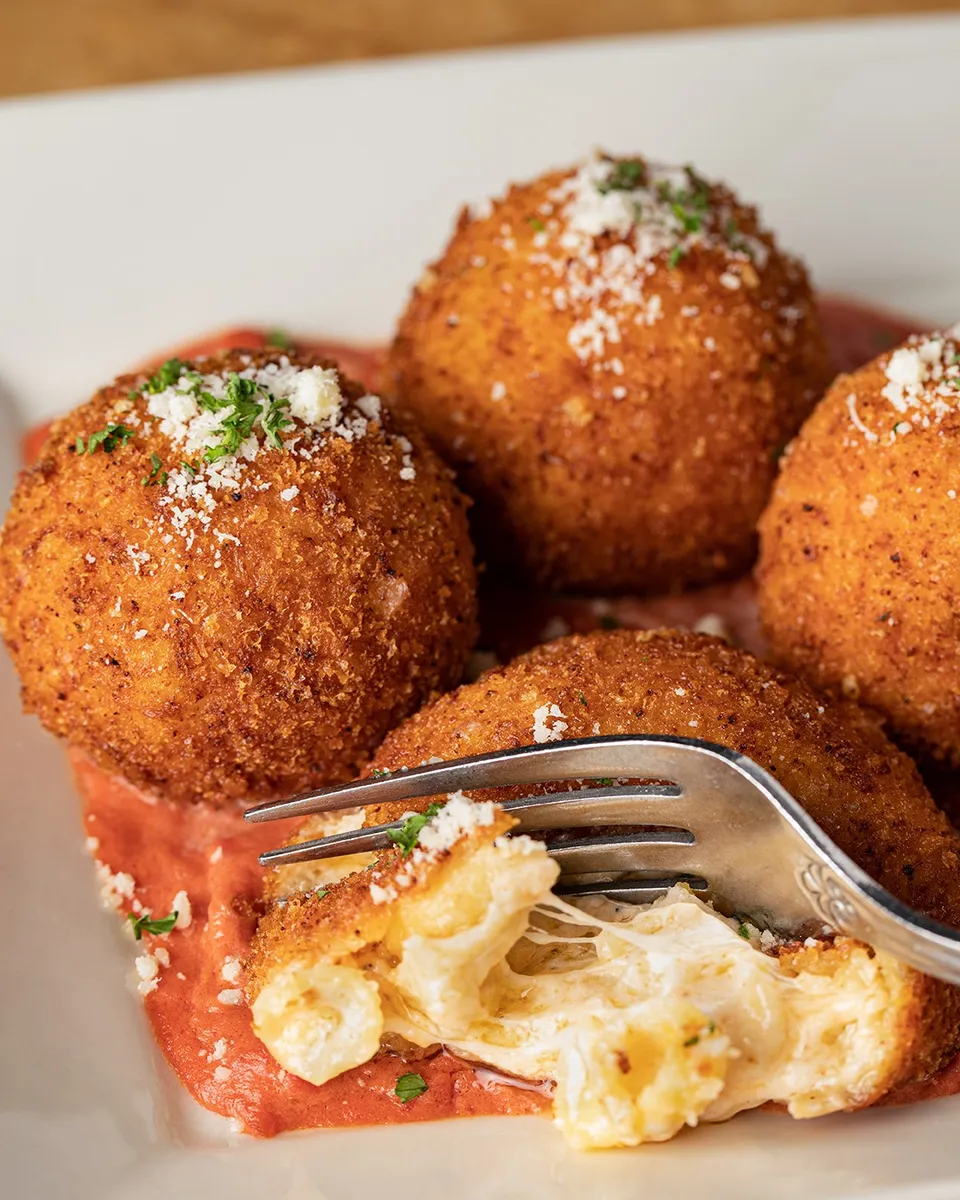 Fried macaroni & cheese