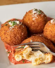 Fried macaroni & cheese