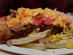 Chicken chili cheese fries