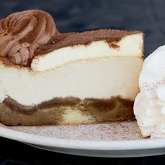 Tiramisu cheesecake