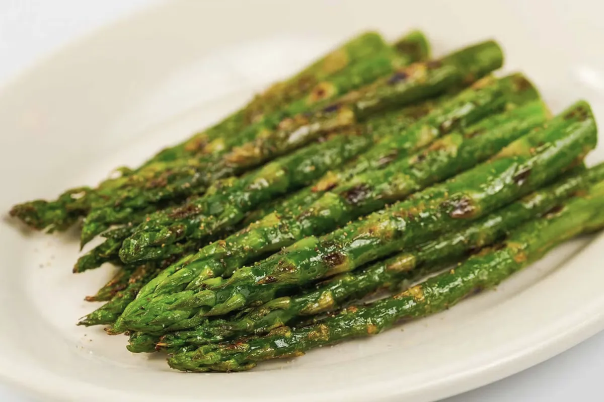 Grilled asparagus