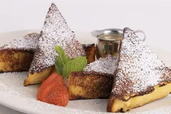 Bruléed French toast