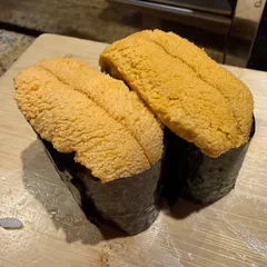 Uni nigiri